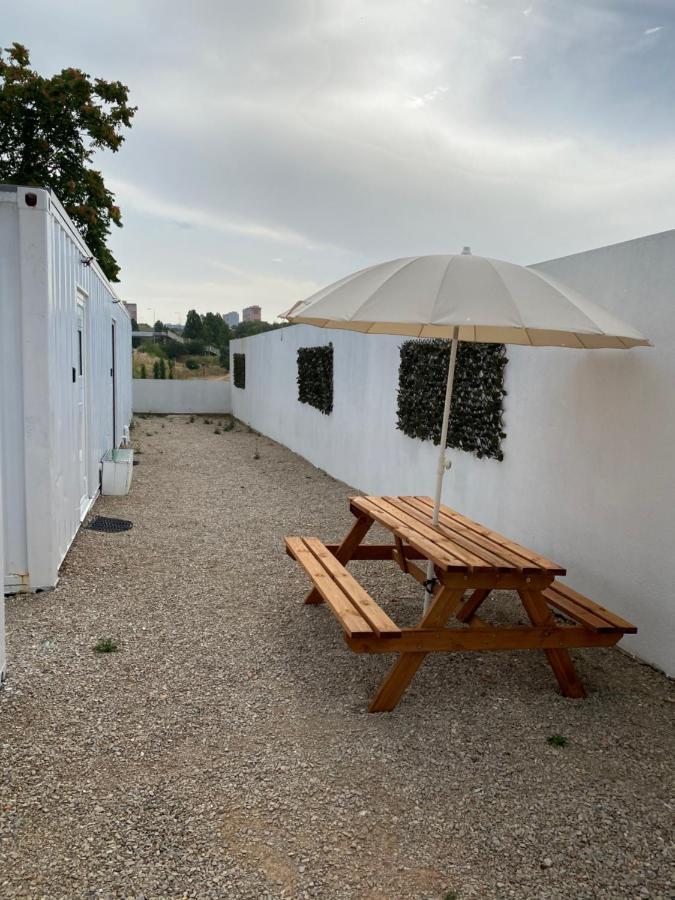 Casa Vale Ecotainer Vandrerhjem Lisboa Eksteriør bilde